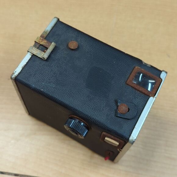 1930s Vintage Ansco Shur-Shot Jr. Box Camera - Picture 4 of 9